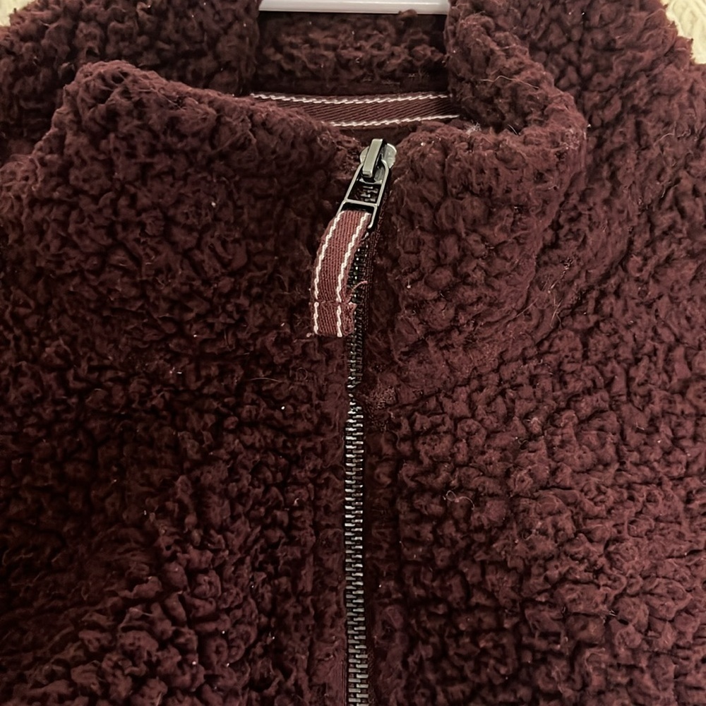 Maurice’s maroon and gray pull over faux Sherpa sweatshirt XL - Picture 4 of 12